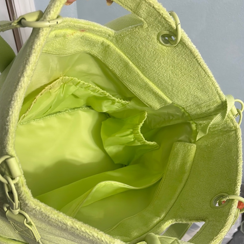BEIS Lime Green Women's travel bag - Picture 8 of 9